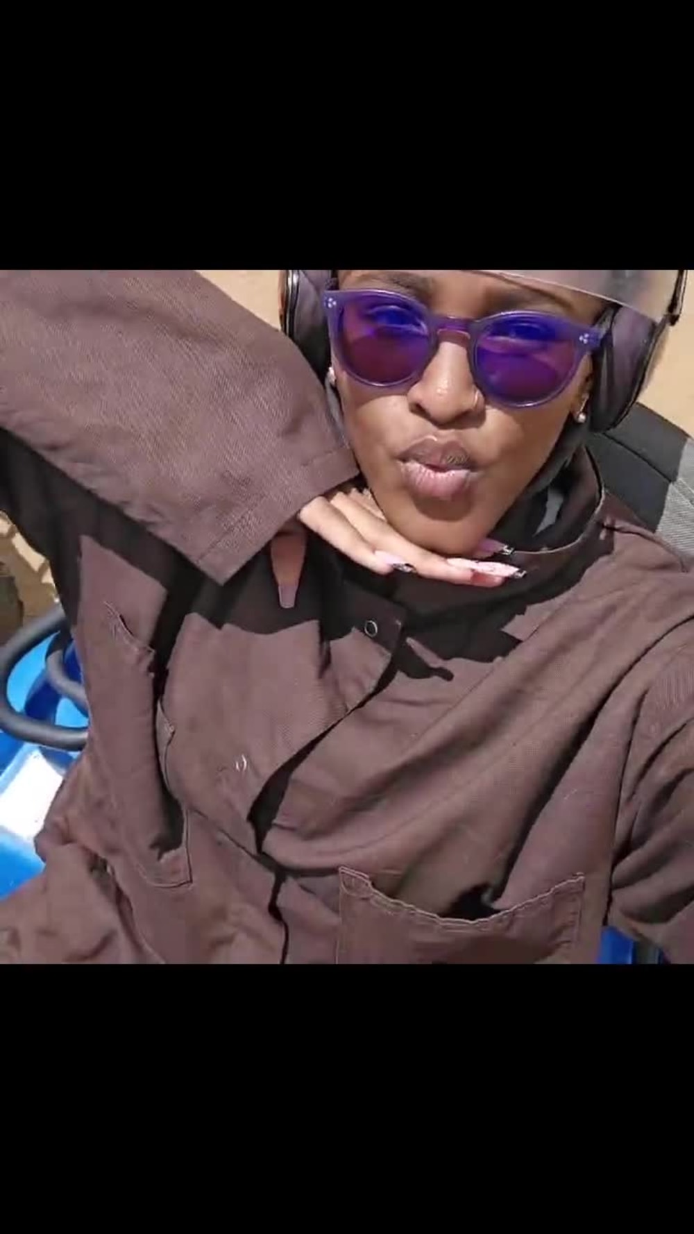 Play video
