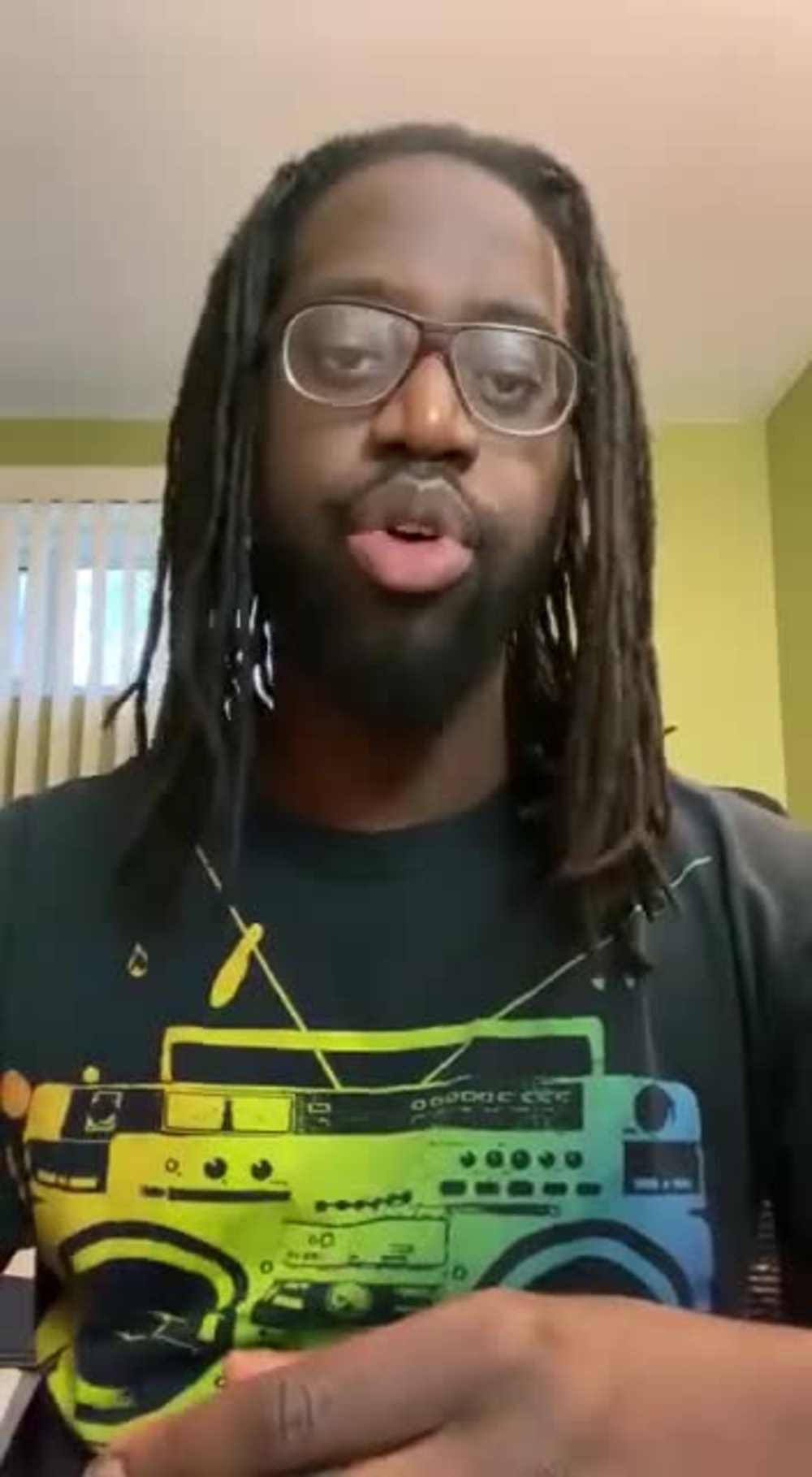 Play video