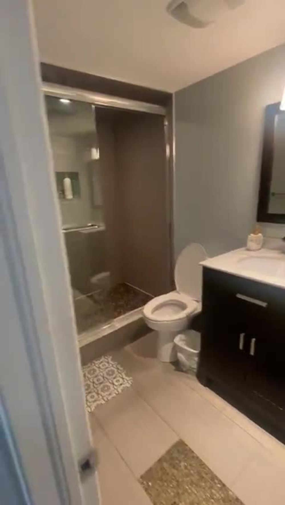 Play video
