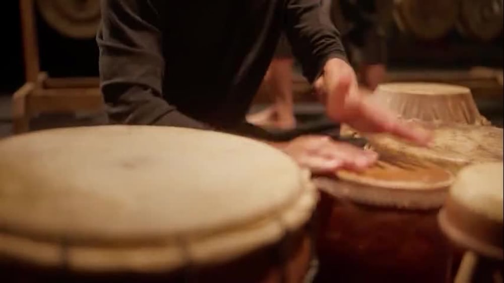 Play video