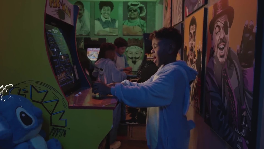 Play video