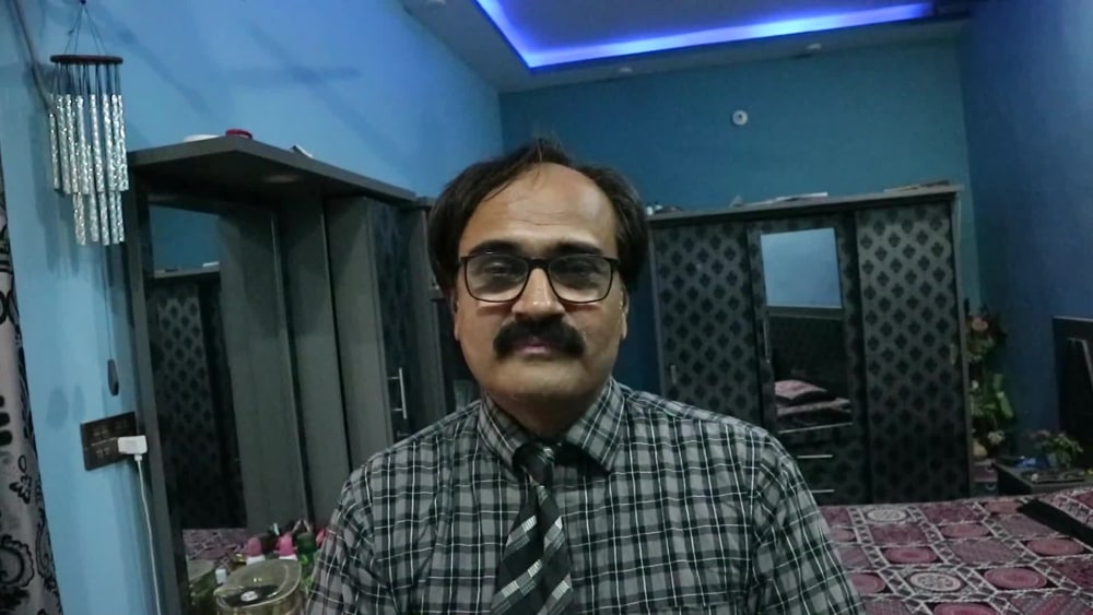 Play video