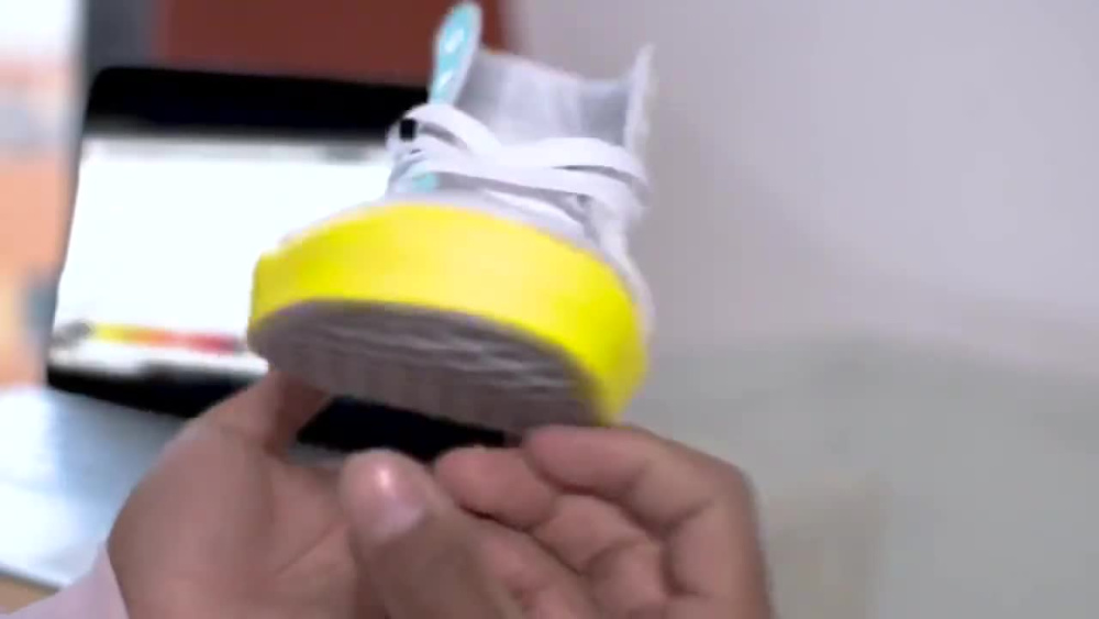 Play video