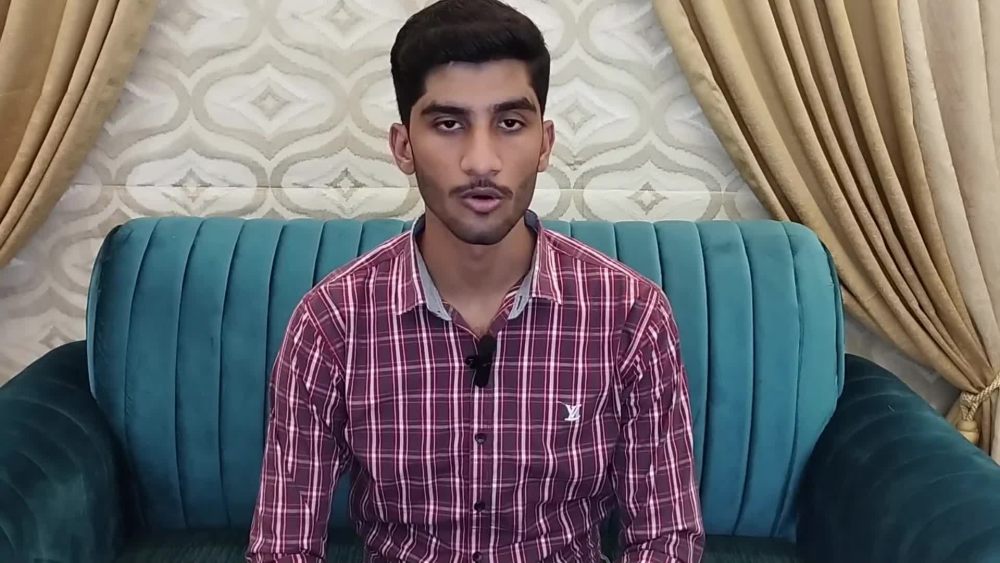 Play video