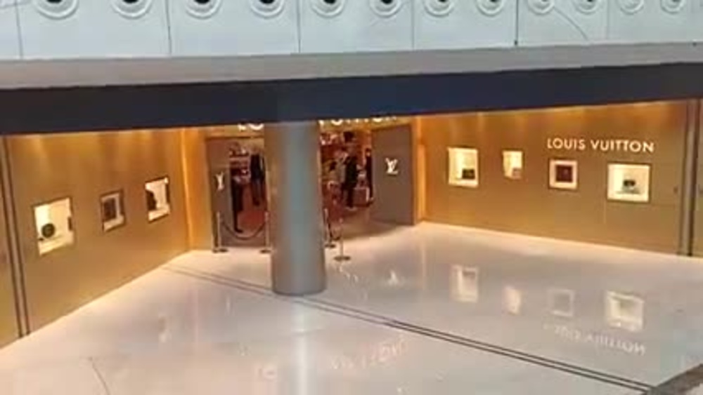 Play video