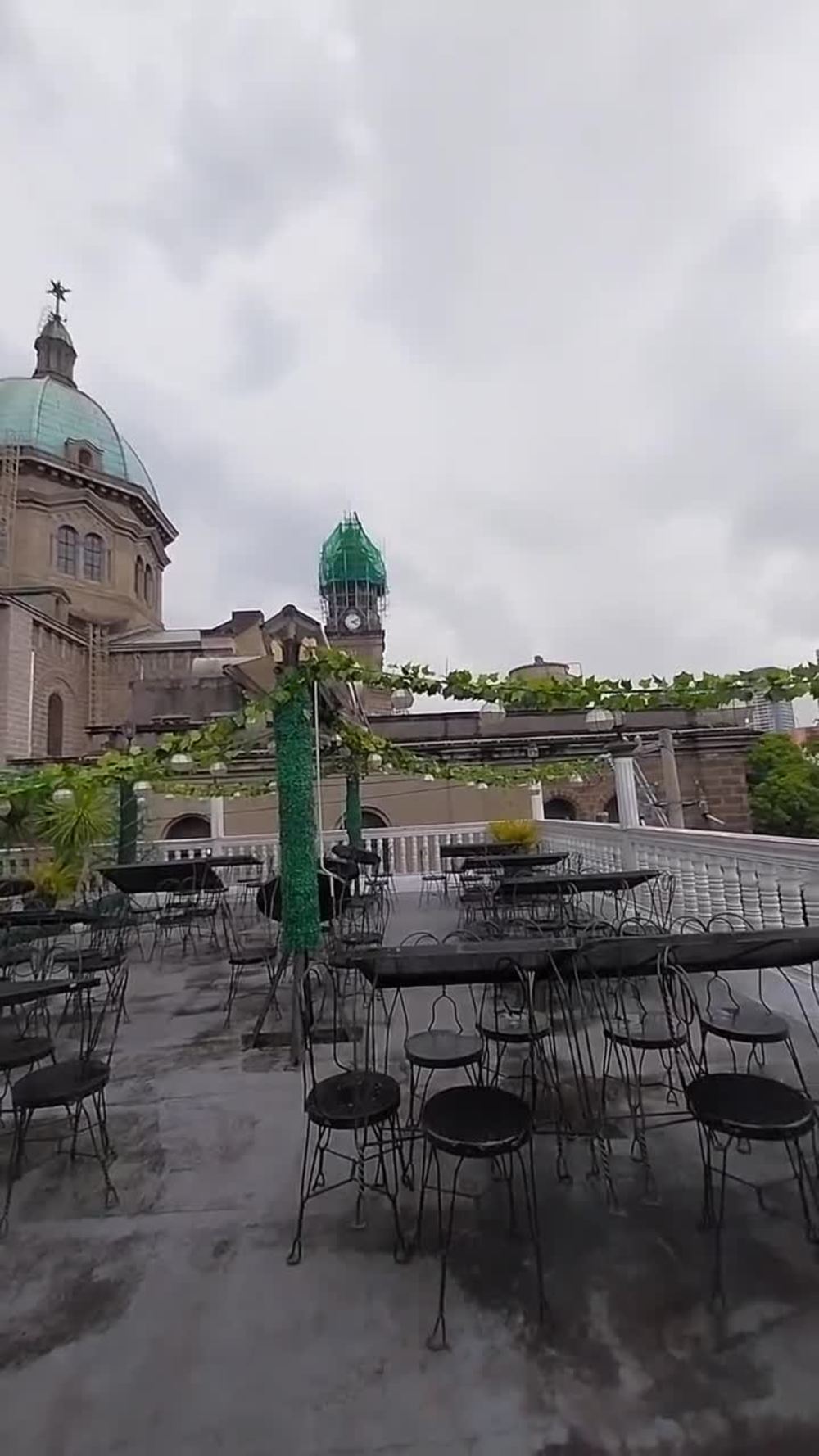 Play video