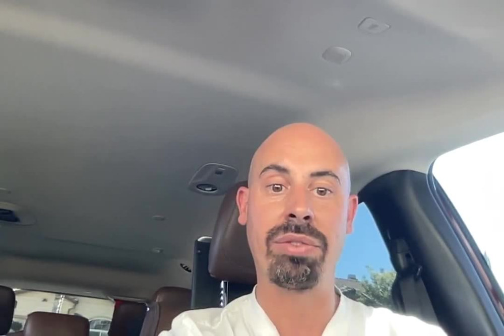 Play video