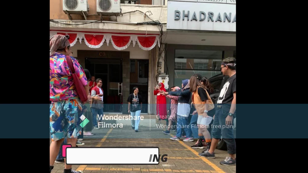 Play video