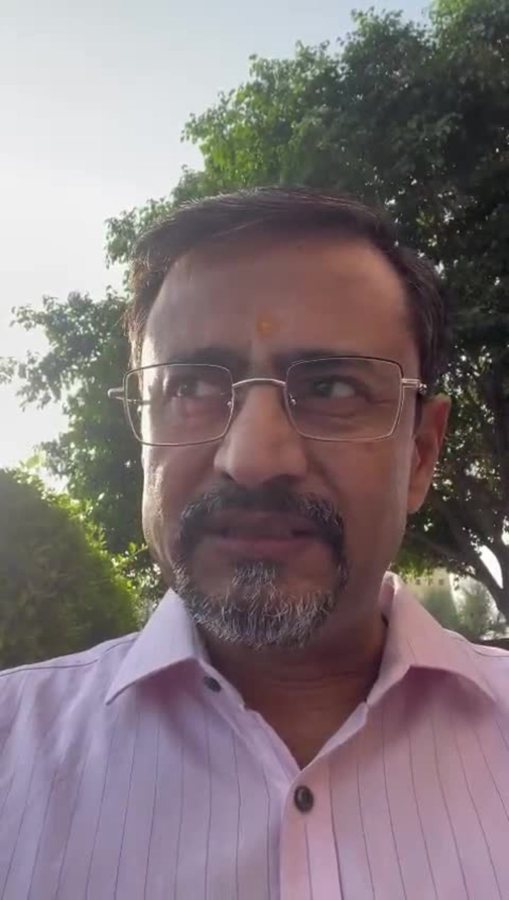 Play video