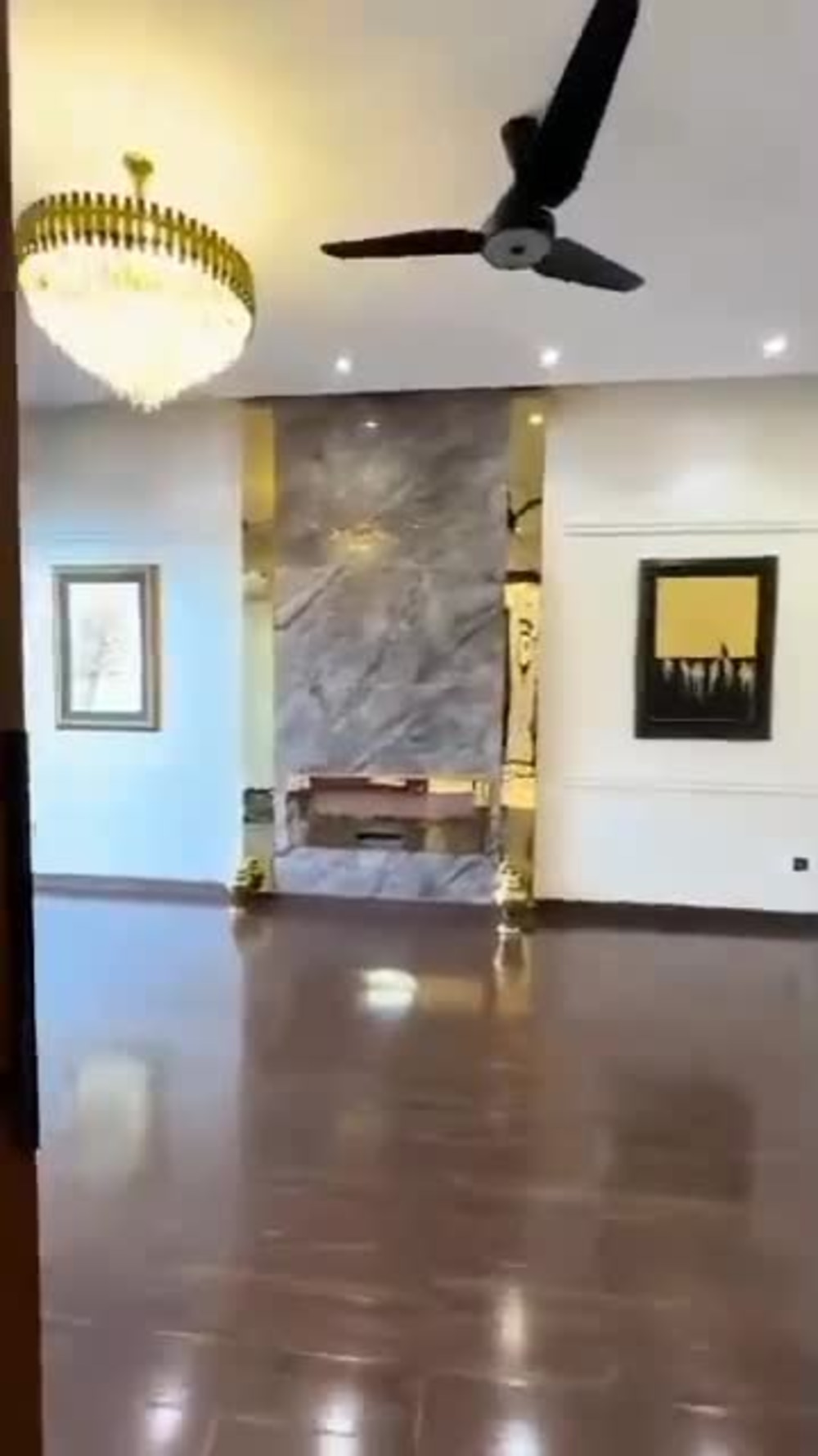 Play video