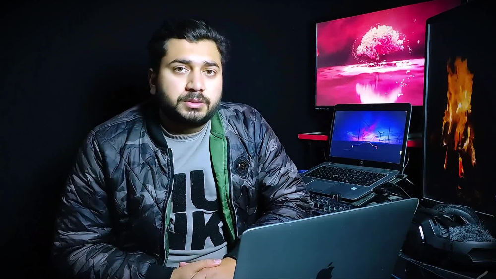 Play video
