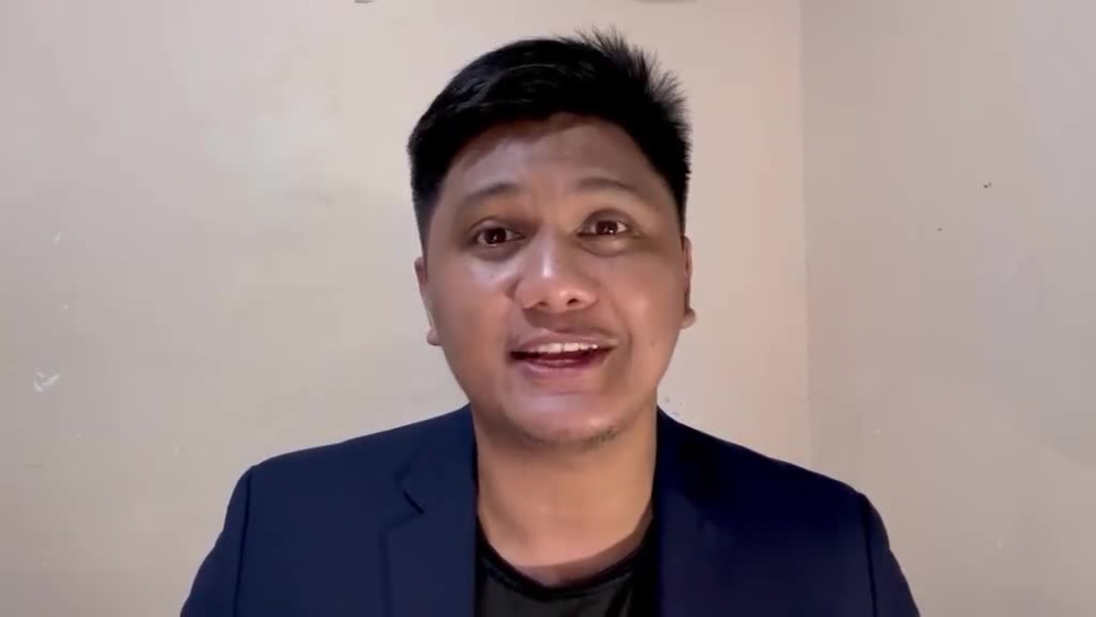 Play video