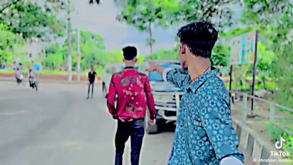 Play video