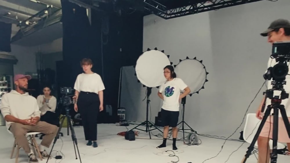Play video