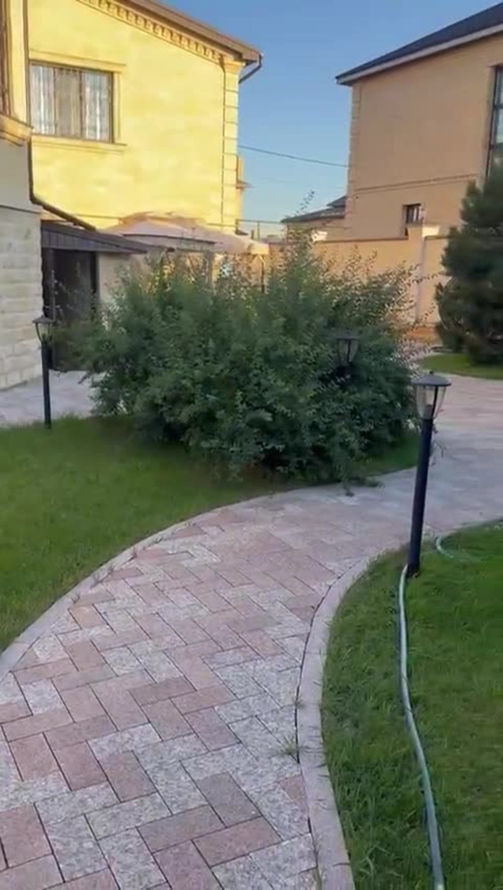 Play video