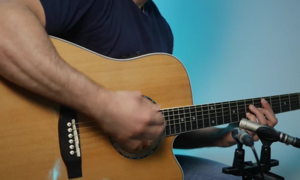 Play video