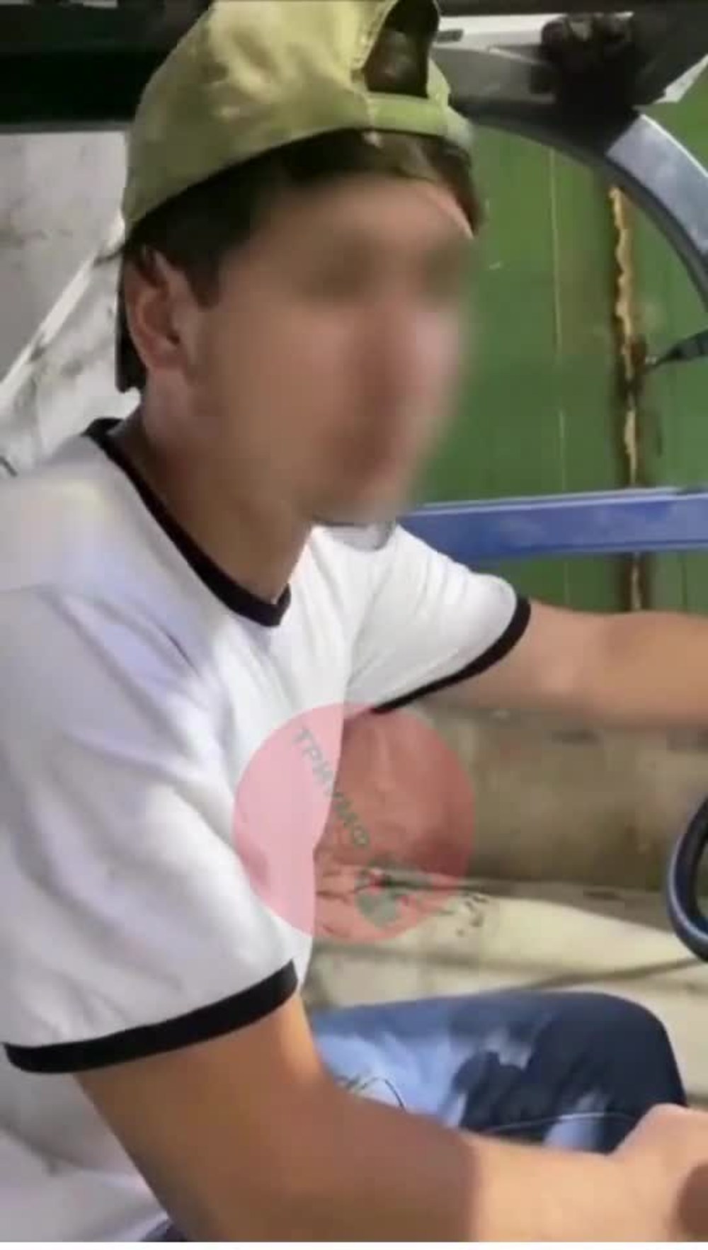 Play video