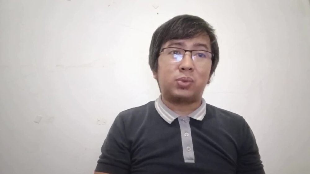 Play video