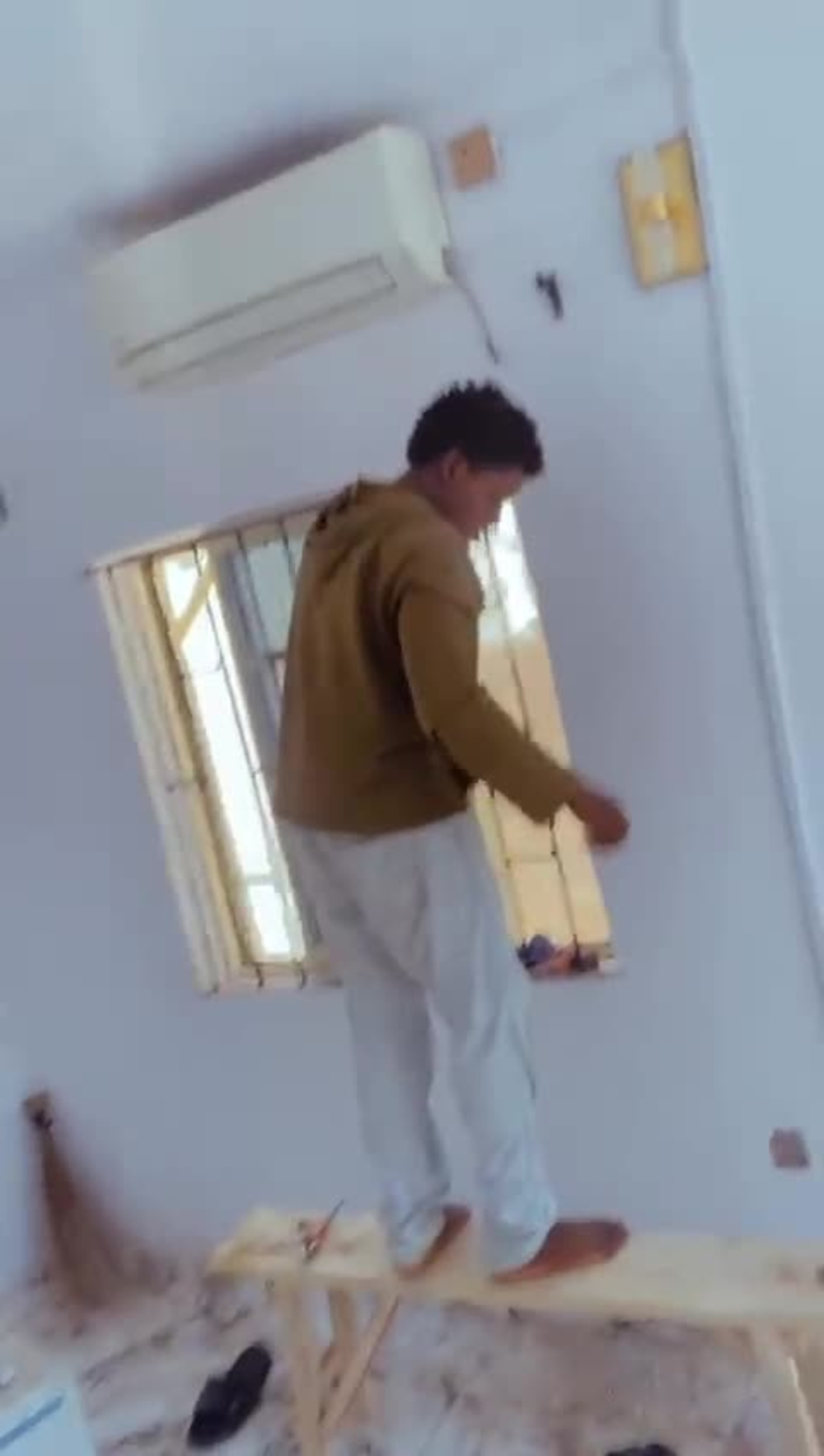 Play video