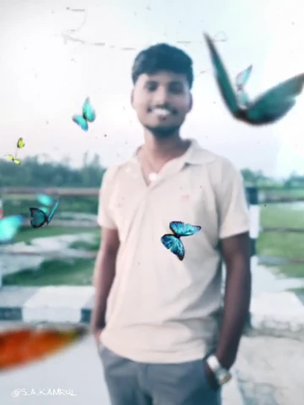 Play video