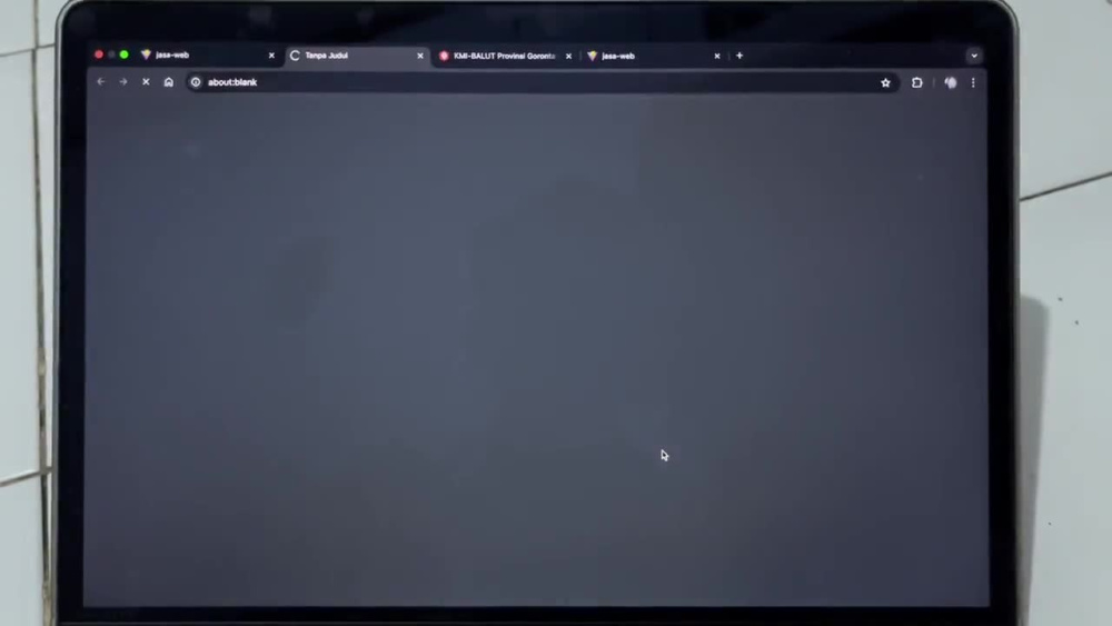 Play video