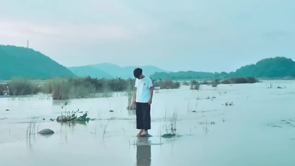 Play video