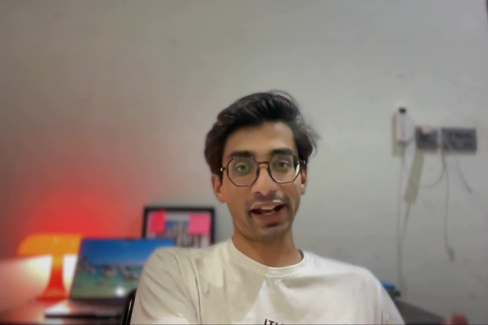 Play video