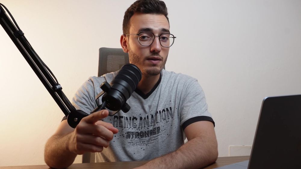 Play video