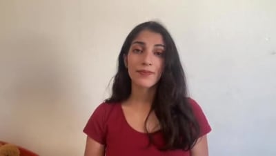A natural and/or professional female spokesperson video