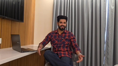 Promotional spokesperson Video in Hindi or english UGC