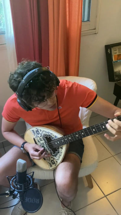 A professional greek bouzouki recording for your song