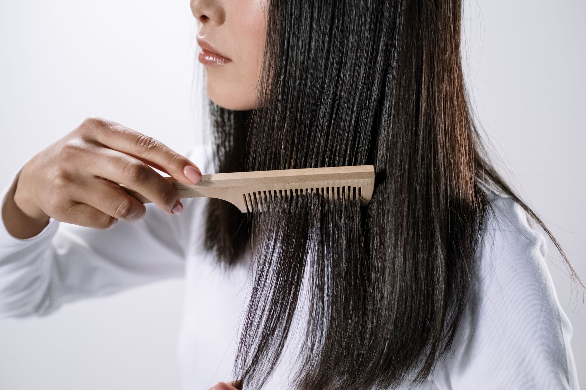 Stop Hair Loss! Expert Tips on How to Combat Hair Fall