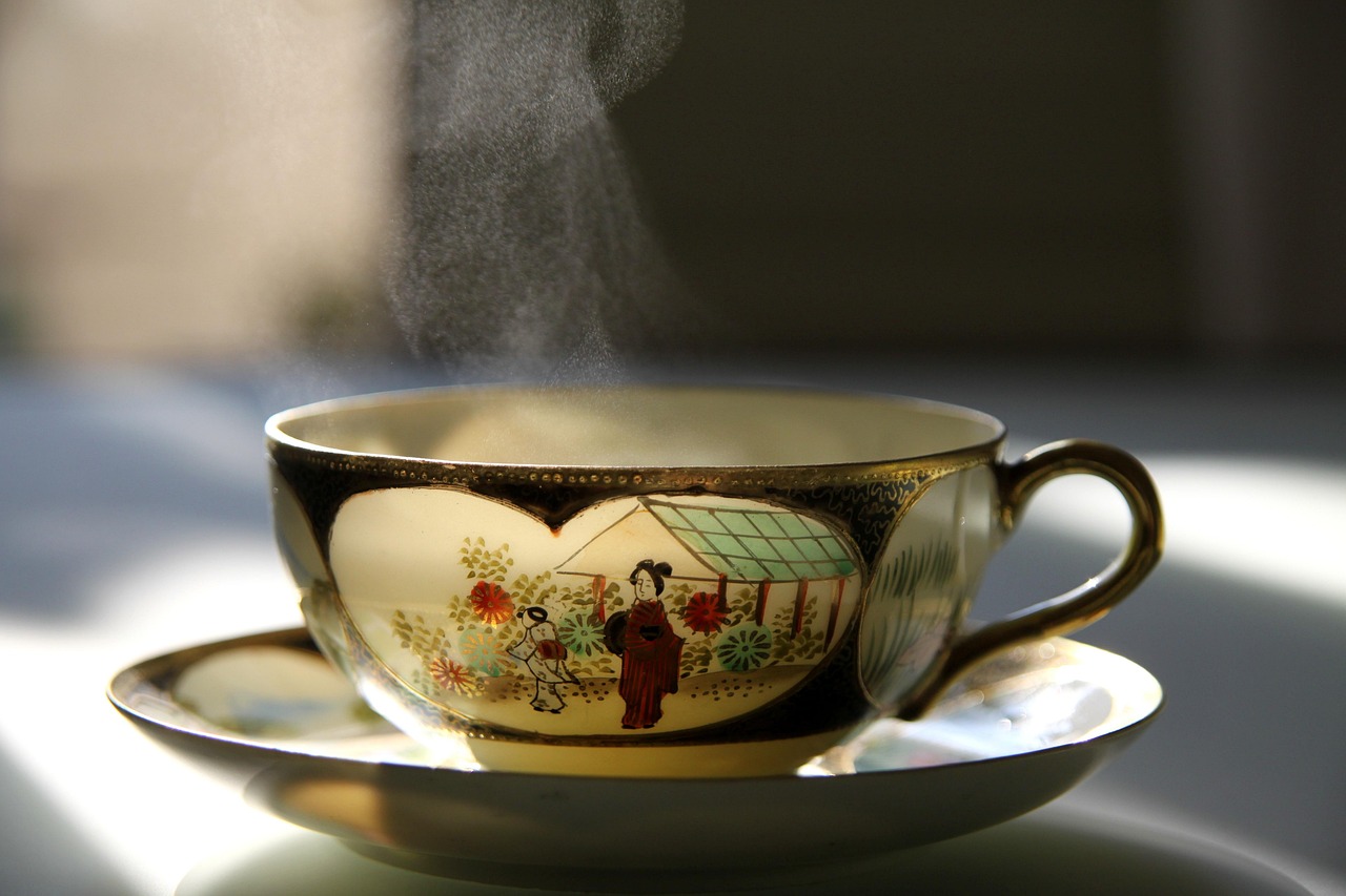 Tips for Hosting a Modern Tea Tasting Experience