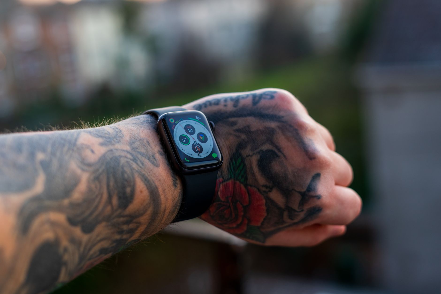 Trends in using a smartwatch for body health, this is its function