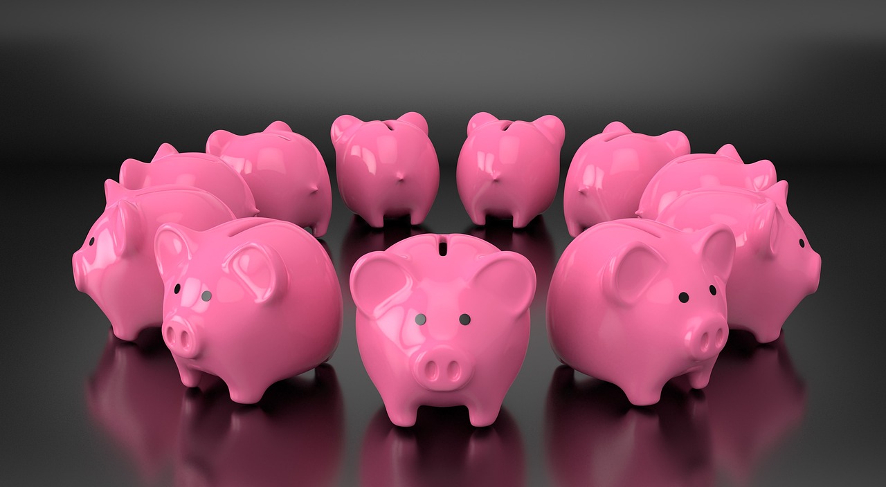 How Online Reviews Help When Opening Bank Accounts
