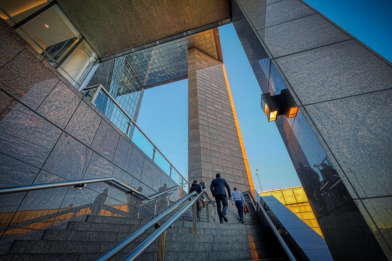 Top 5 tips to become a successful businessman!