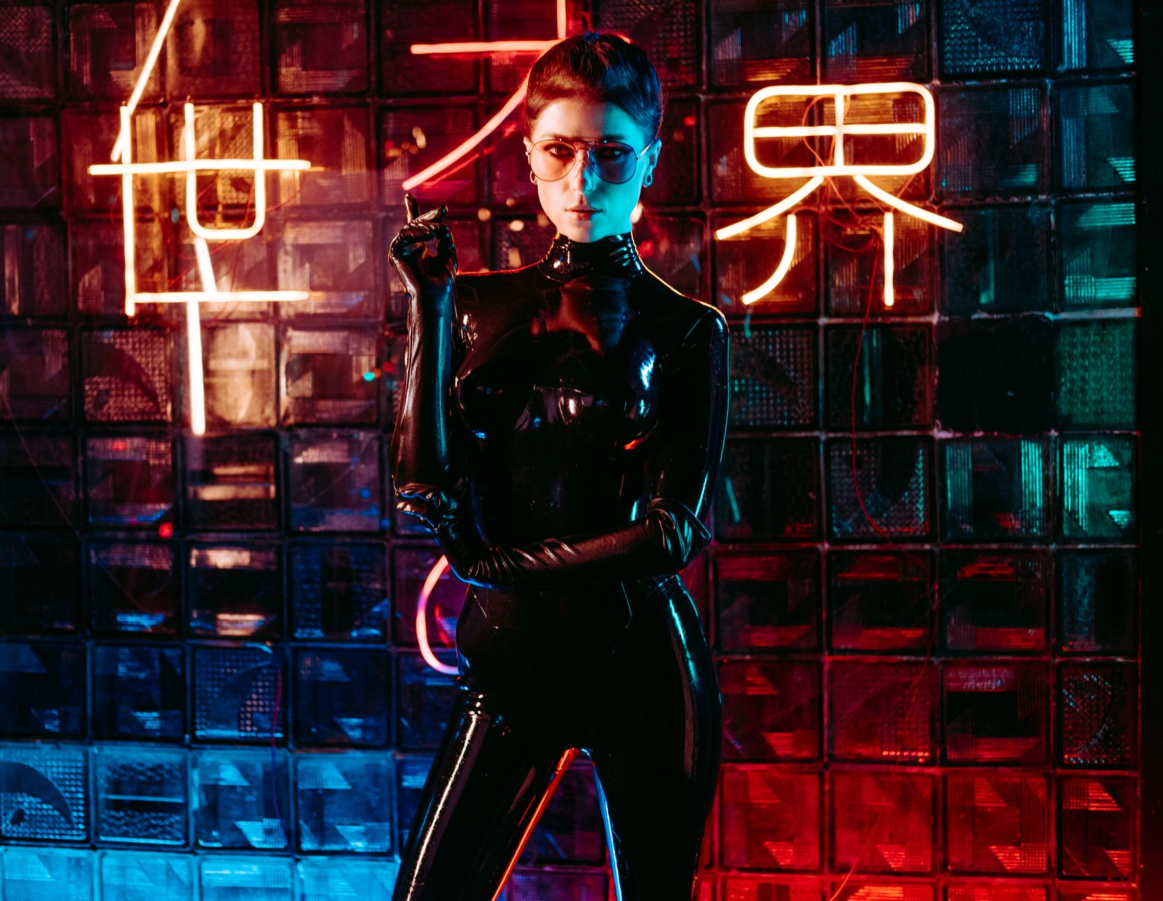 Unveiling the Sensational World of Fashion: From Latex Clothing in the UK to the Enigmatic Realm of Latex Cosplay