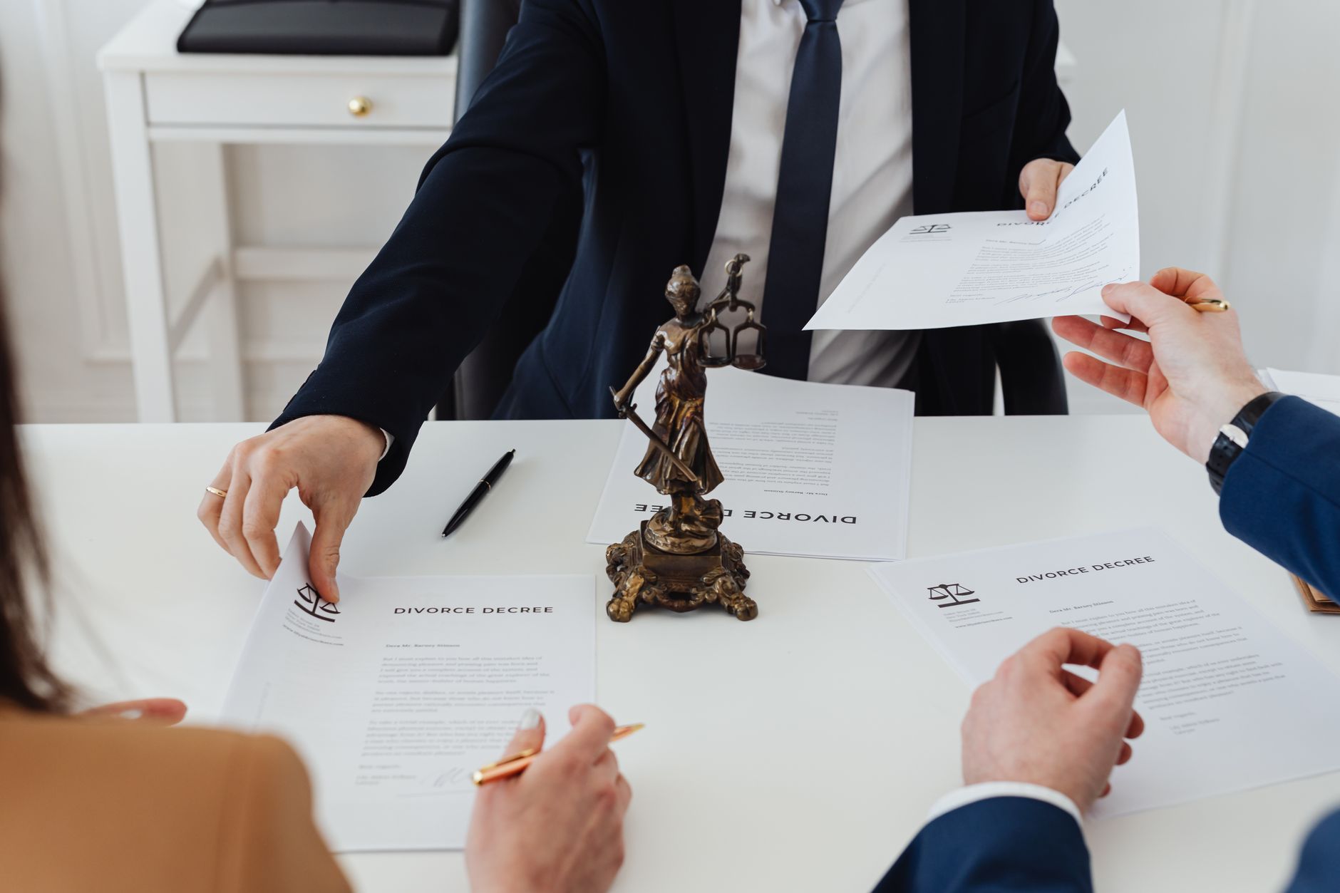 Why you need divorce solicitors in Guildford for the no fault divorce system