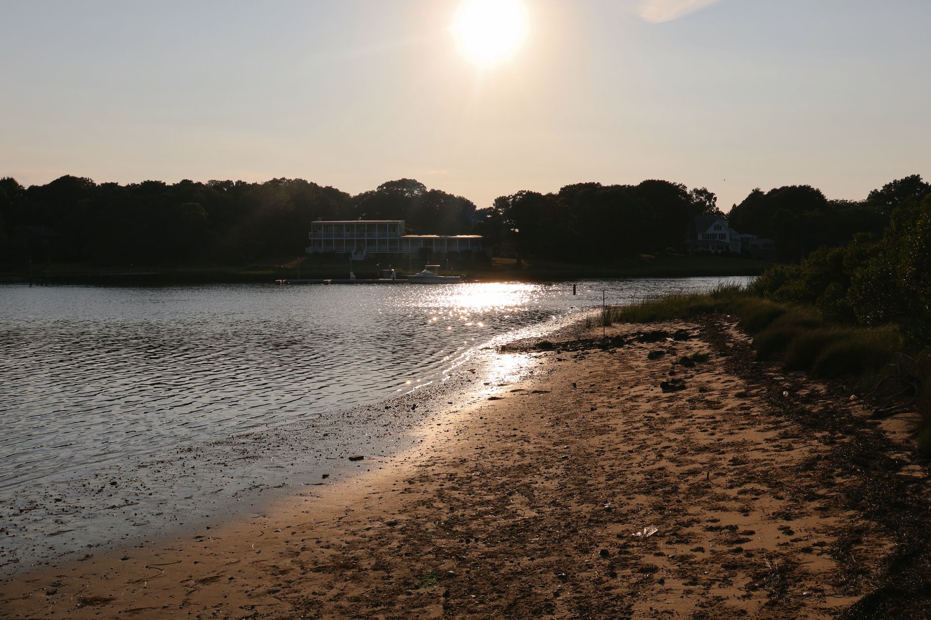 Corcoran affiliate links NYC and Hamptons