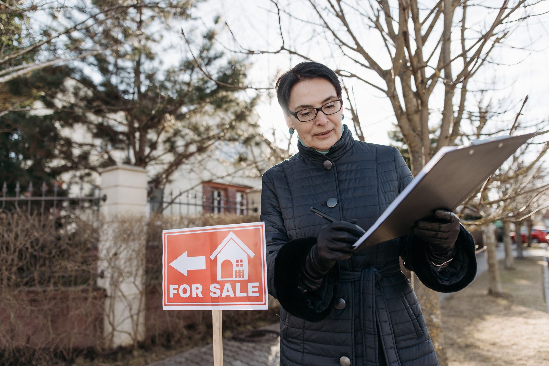 Housing sales edge up slightly this year