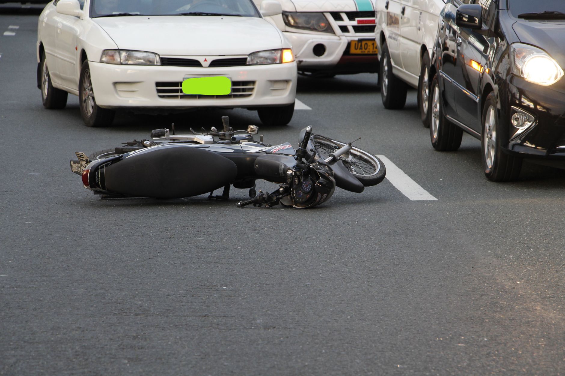 TIPS: Avoid Motorcycle Accidents