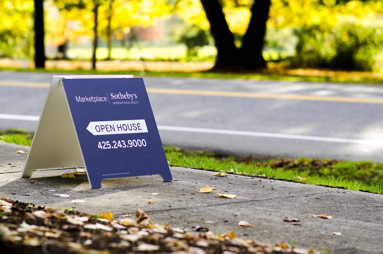 Pros and Cons of buying Ready-to-Move homes and apartments!