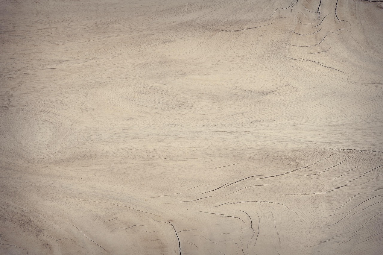 Comparing Vinyl, Engineered Hardwood, and Laminate Flooring: Which Is Best for You?