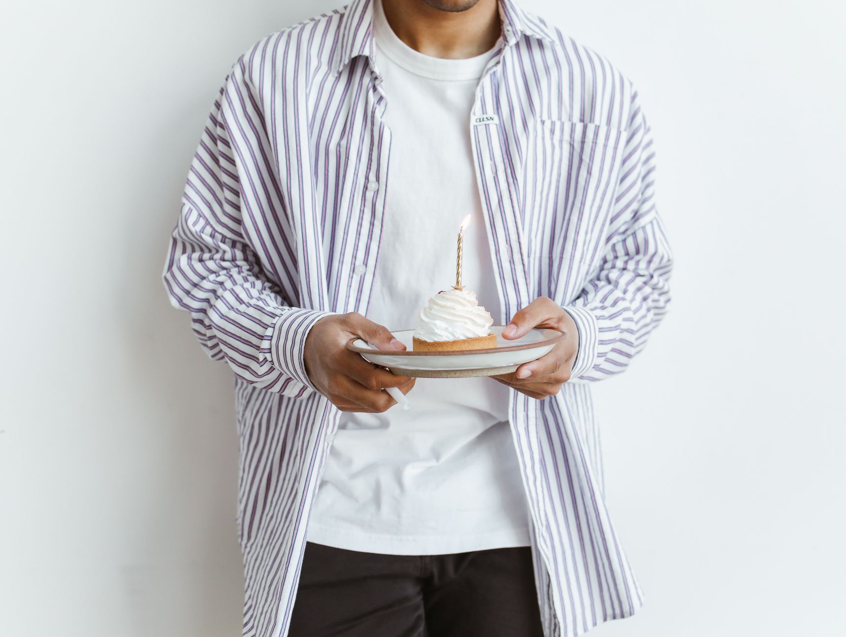 5 Cool Corporate Birthday Souvenirs to Wear