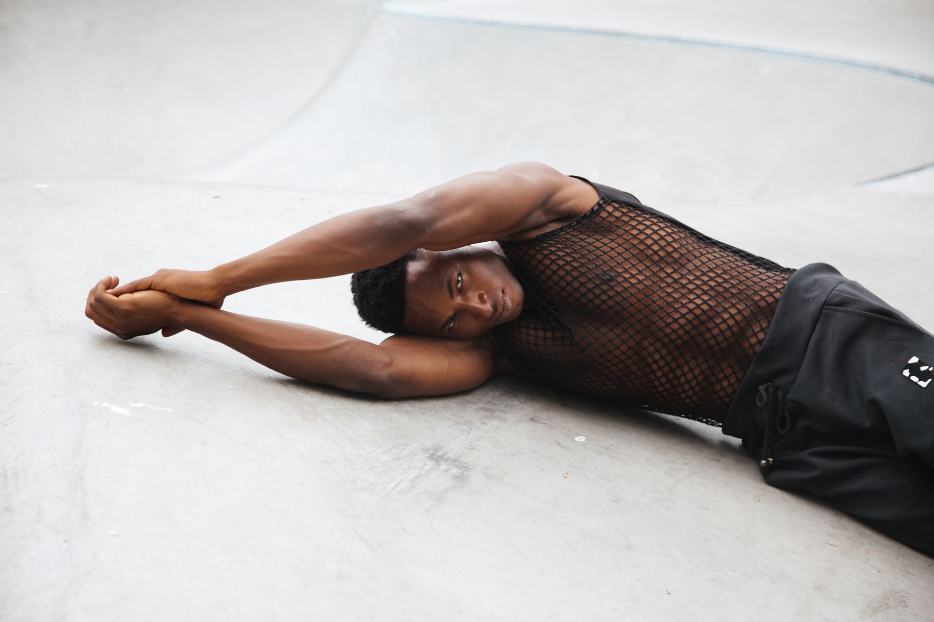 Alton Mason shows off male cleavage fashion