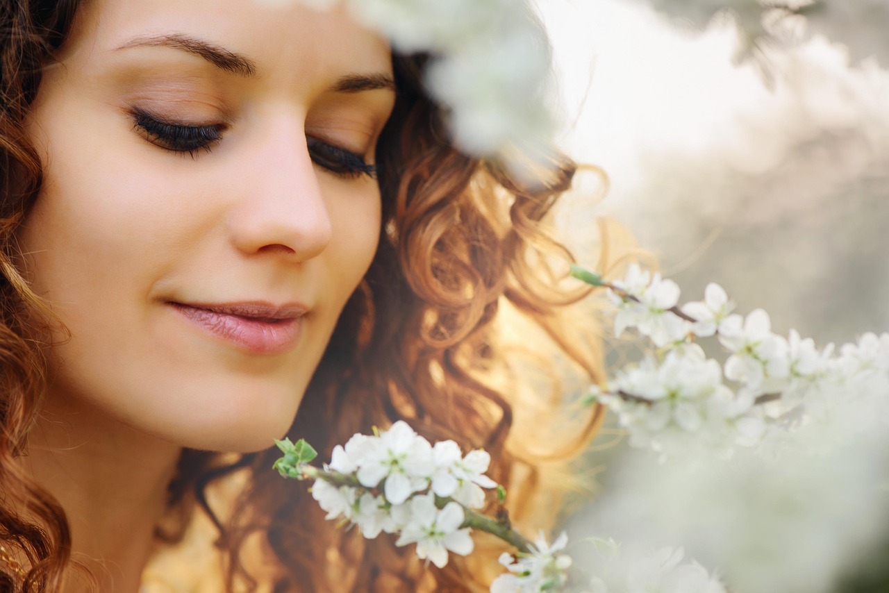 Embracing Natural Hair: Celebrating Curly Hair and High-End Hairstyles