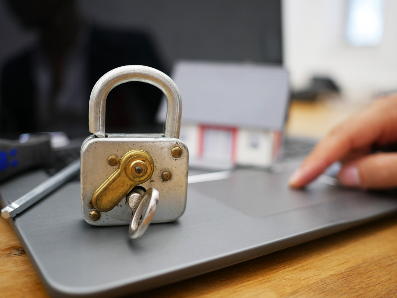 AI Agent Security Policy Learns From Traffic
