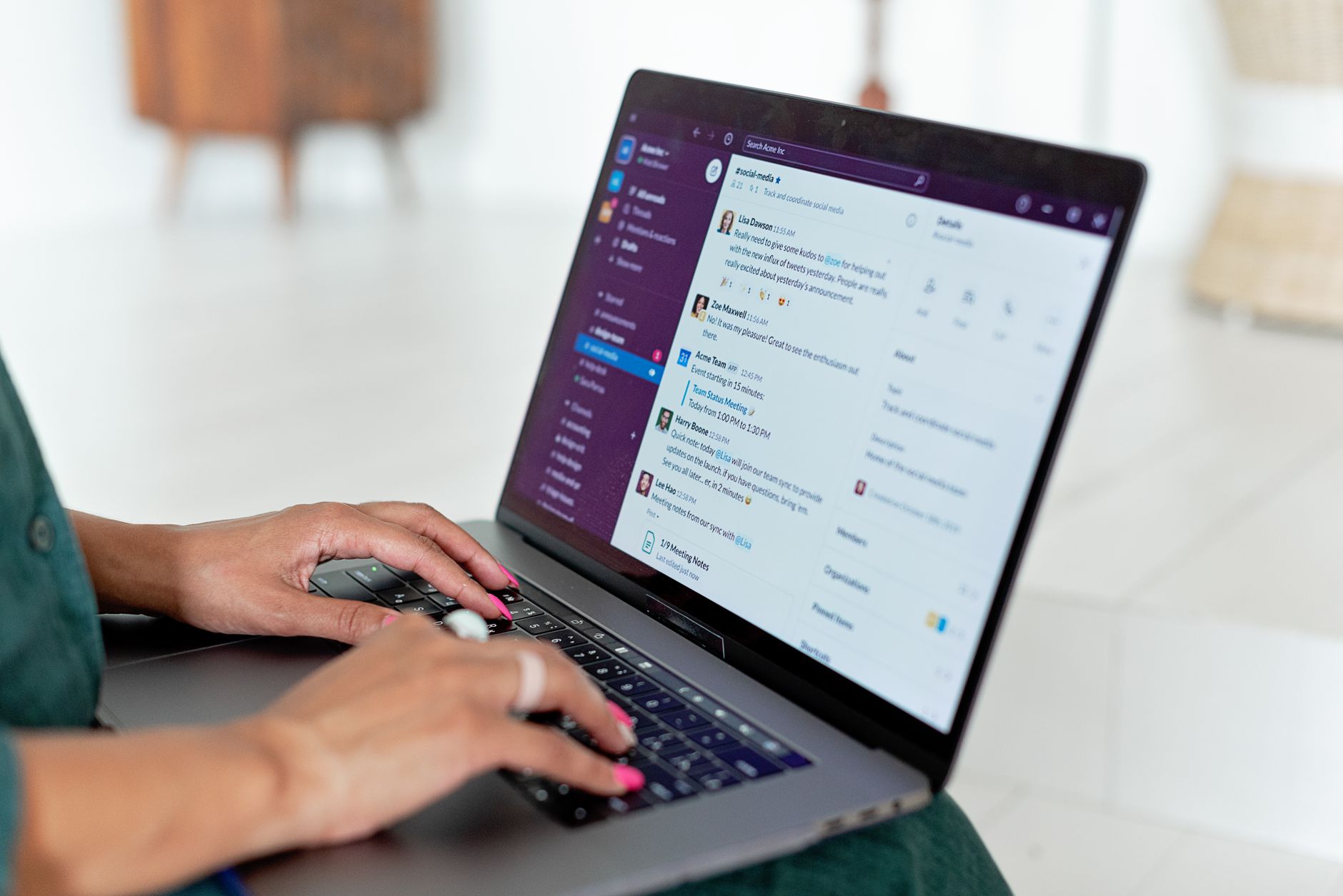Slackbot gets new business tools