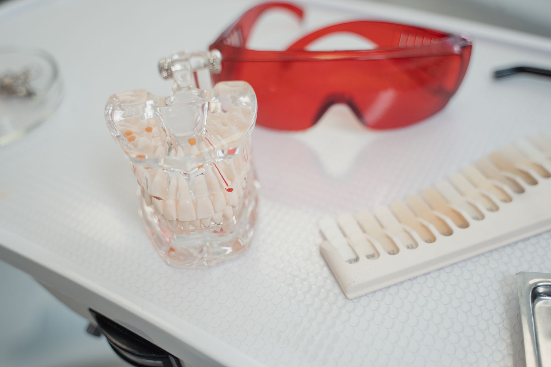 General Dentistry: A Comprehensive Guide To Dental Crowns And Bridges
