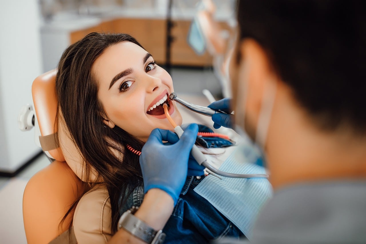 Tips for Choosing Affordable Dental Implants Treatment in Dubai